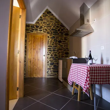 Casas Do Terreiro * Seia