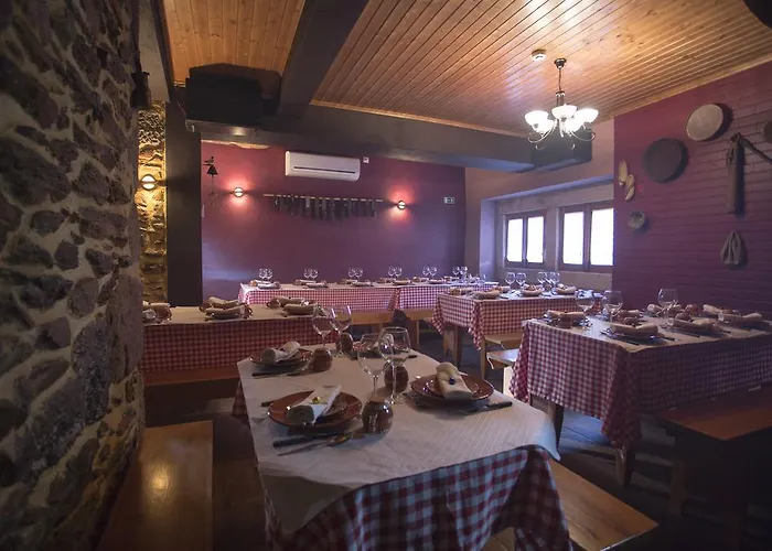 Casas Do Terreiro * Seia